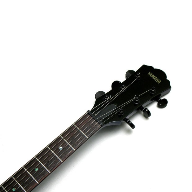 گیتار الکتریک یاماها Yamaha AES 720