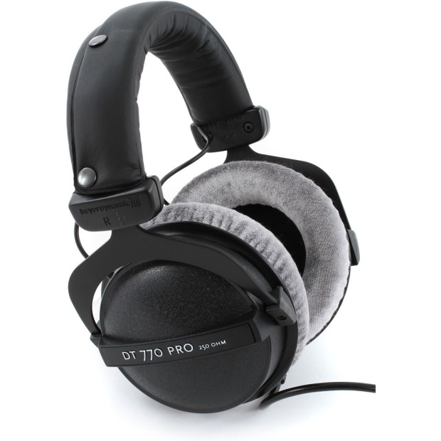 هدفون بیرداینامیک Beyerdynamic DT 770 Pro 250 Ohms + Pads