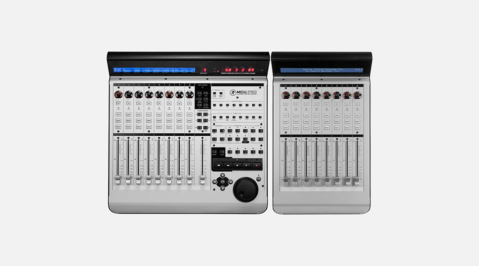 Mackie Control Extender Pro کنترلر نرم افزار