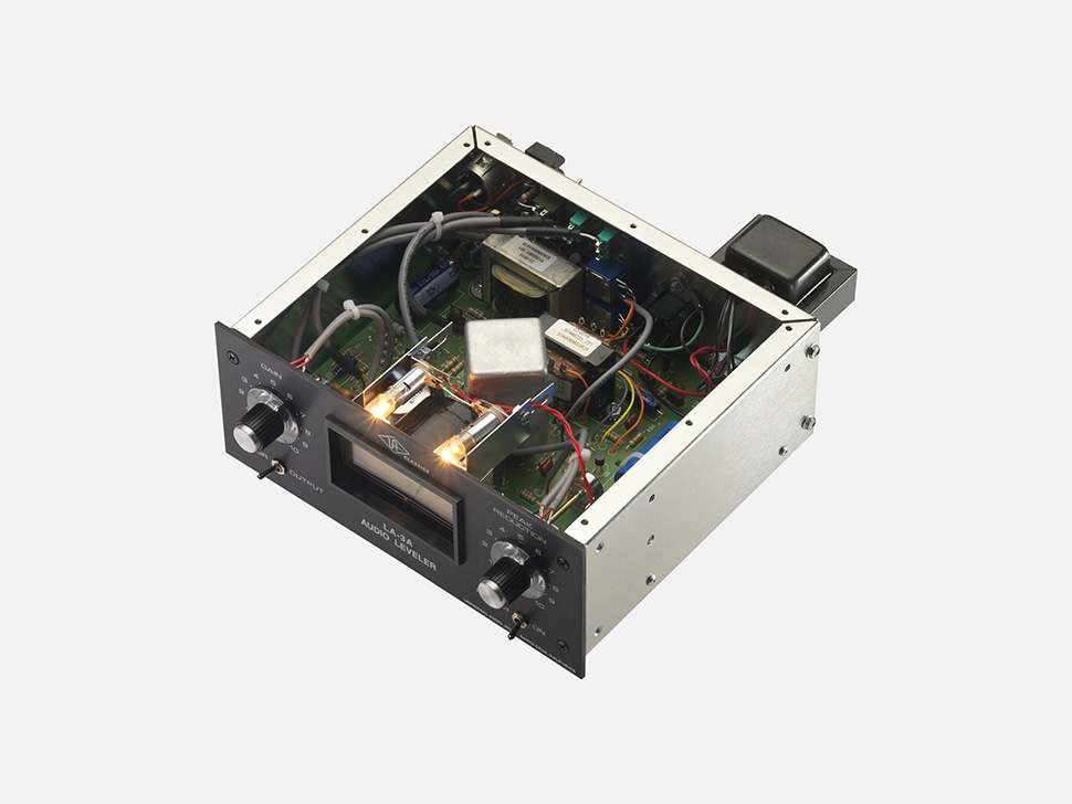 Universal Audio LA-3A پردازشگر
