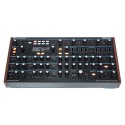 سینتی سایزر Novation Peak