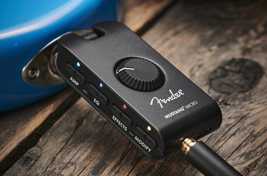 امپلاگ Fender Mustang Micro