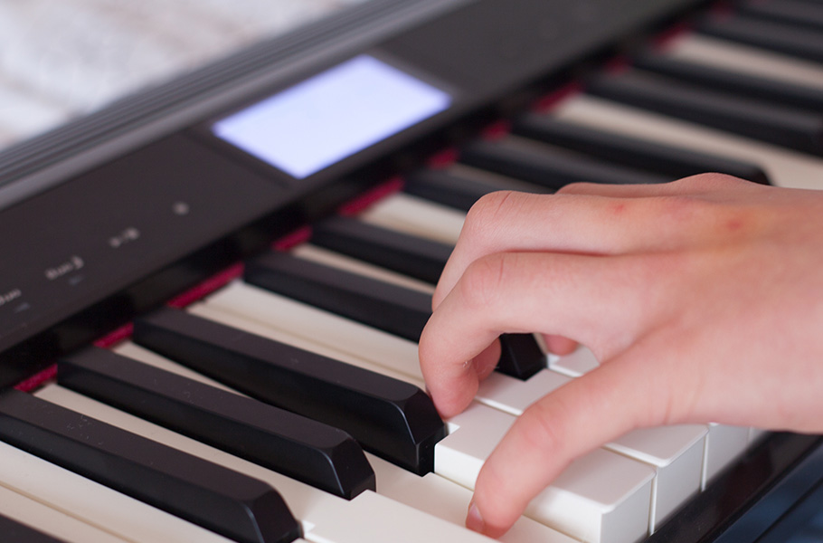 پیانو دیجیتال Roland Go: Piano