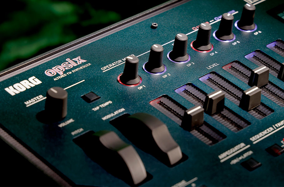 سینتی سایزر KORG Opsix Altered FM