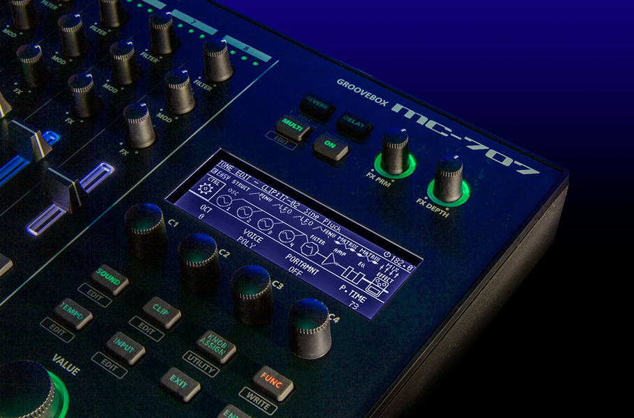 Roland MC-707