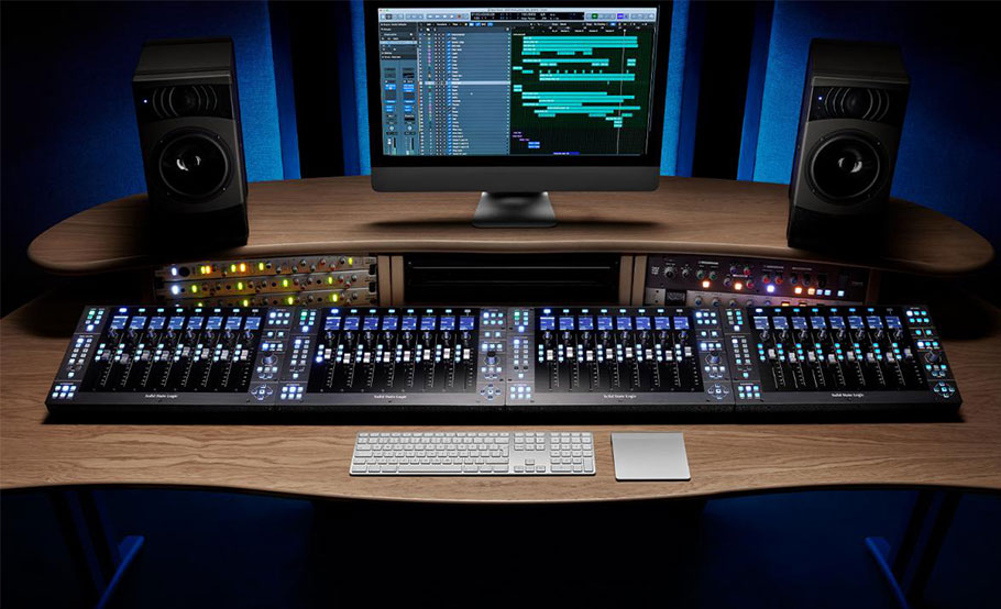 کنترلر نرم افزار Solid State Logic UF8