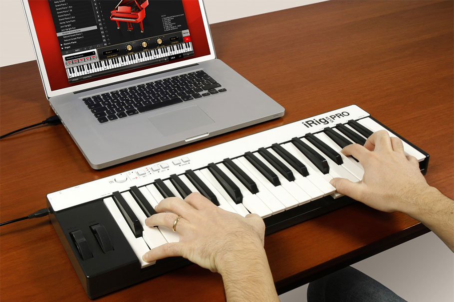IK Multimedia iRig Keys Pro میدی کنترلر