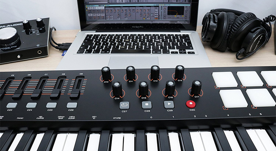 M-Audio Oxygen 49 New میدی کنترلر