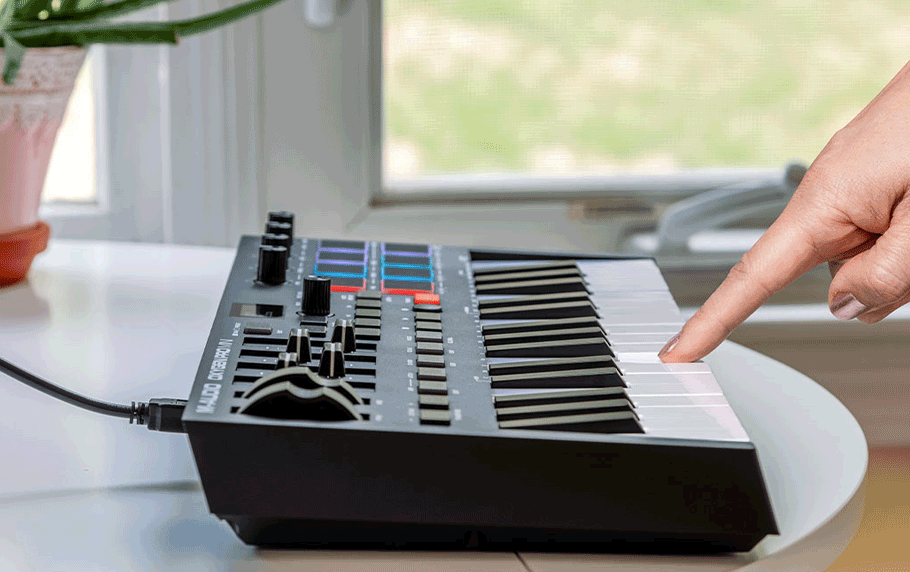 میدی کنترلر M-Audio Oxygen Pro Mini