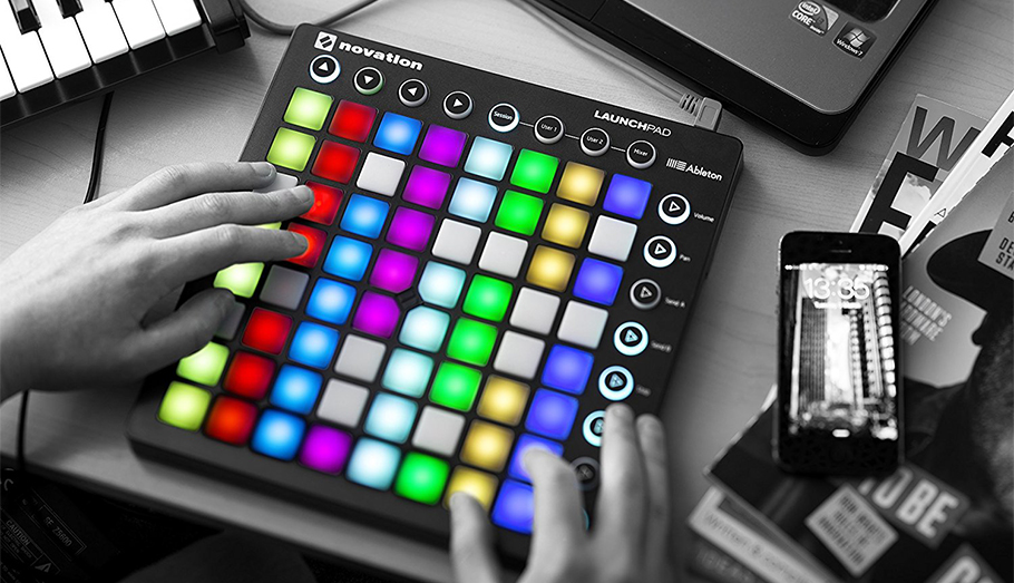 Novation Launchpad میدی کنترلر