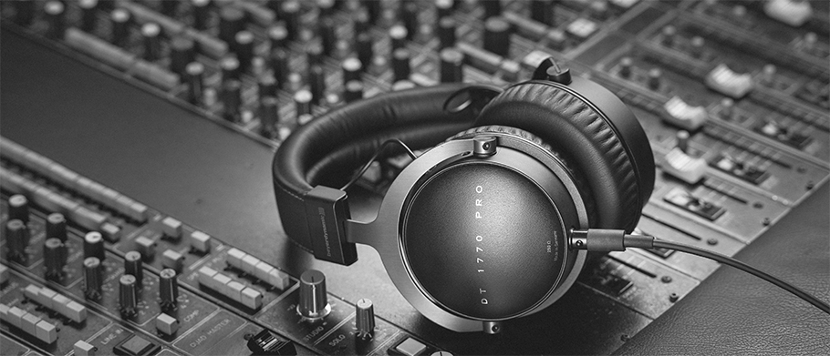 Beyerdynamic DT 1770 Pro هدفون