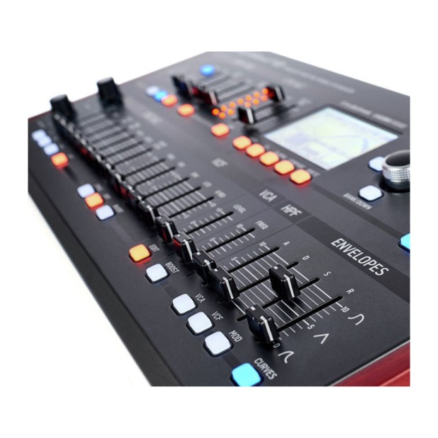 سینتی سایزر بهرینگر Behringer DeepMind 12D