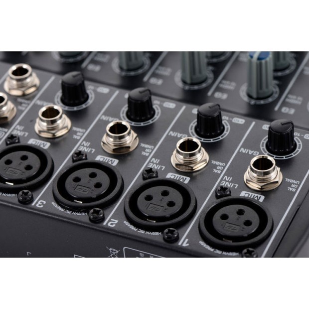 میکسر صدا بهرینگر Behringer Xenyx 1202