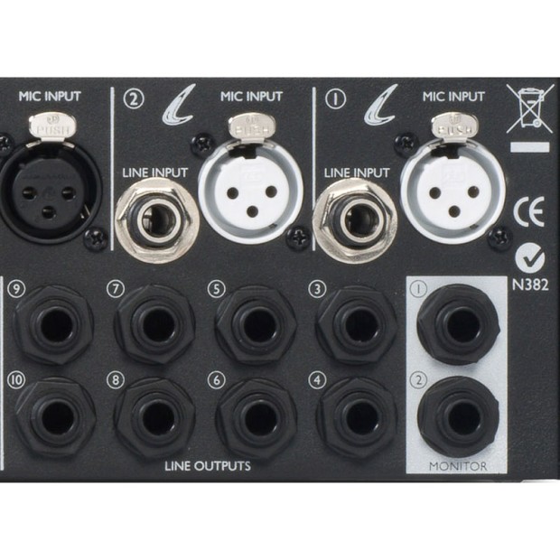 کارت صدا فوکوسرایت Focusrite Saffire liquid 56