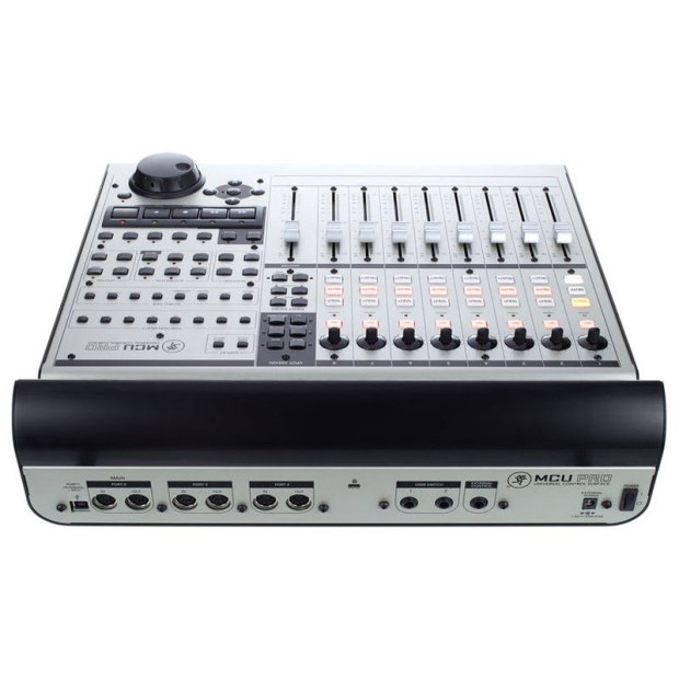 کنترلر نرم افزار مکی Mackie Control Universal Pro