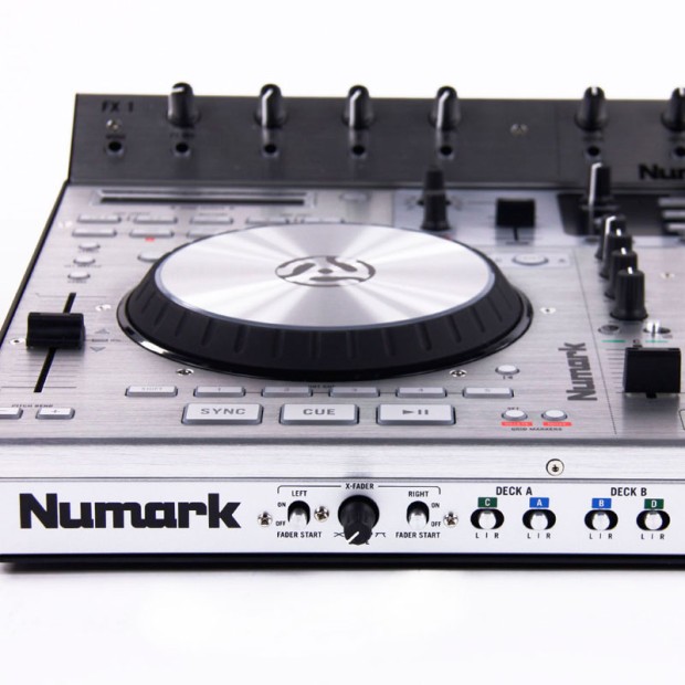 دی جی کنترلر نیومارک Numark 4Trak