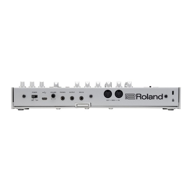 سینتی سایزر رولند Roland TR-06