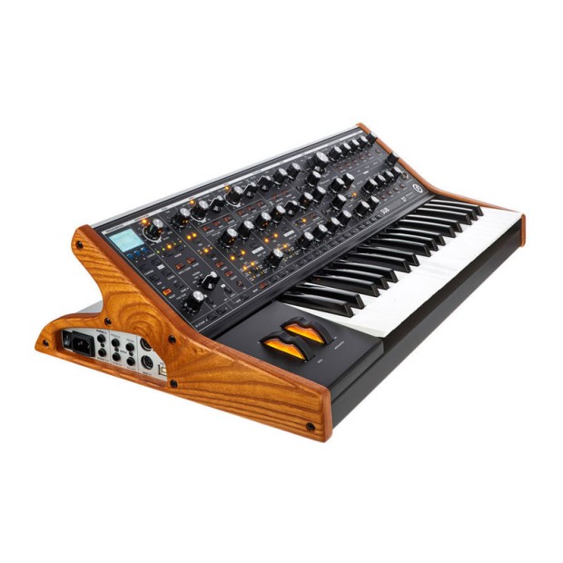 سینتی سایزر موگ Moog Subsequent 37