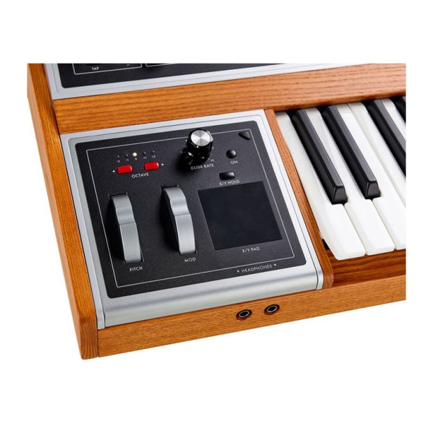 سینتی سایزر موگ Moog One - 16