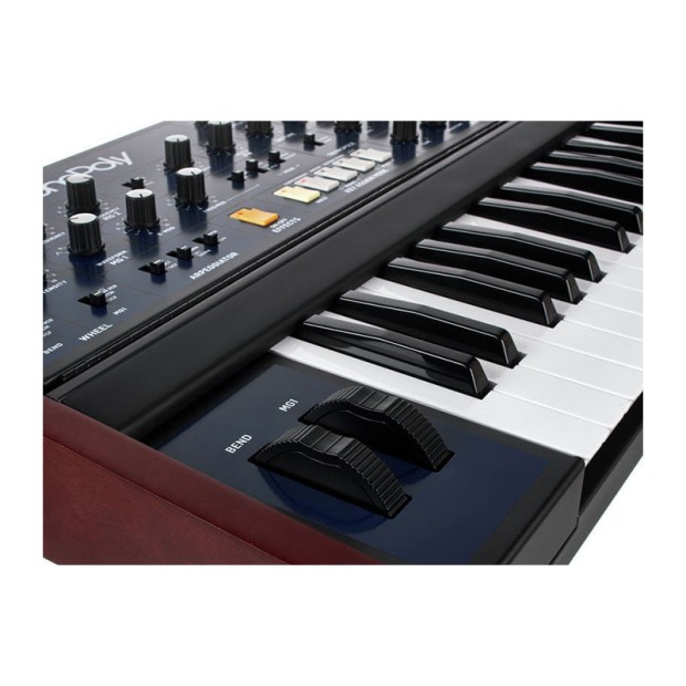 سینتی سایزر بهرینگر Behringer MonoPoly 4-voice Analog Synthesizer
