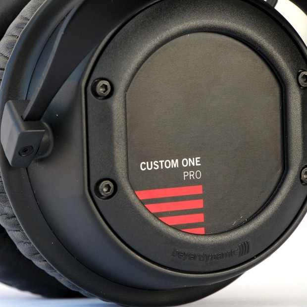 هدفون بیرداینامیک Beyerdynamic Custom One Pro