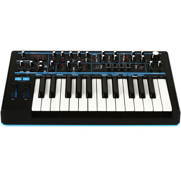 سینتی سایزر نویشن Novation Bass Station II