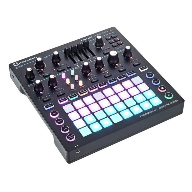 سینتی سایزر نویشن Novation Circuit Mono Station