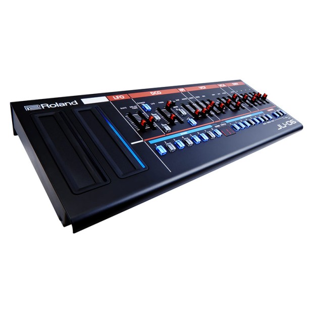 سینتی سایزر رولند Roland JU-06
