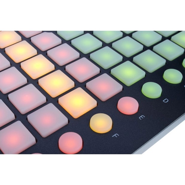 لانچ پد نویشن Novation Launchpad Mini