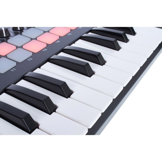 میدی کنترلر نویشن Novation Launchkey Mini