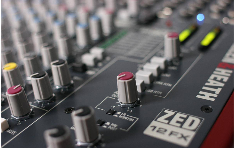 Allen & Heath ZED-12FX میکسر صدا