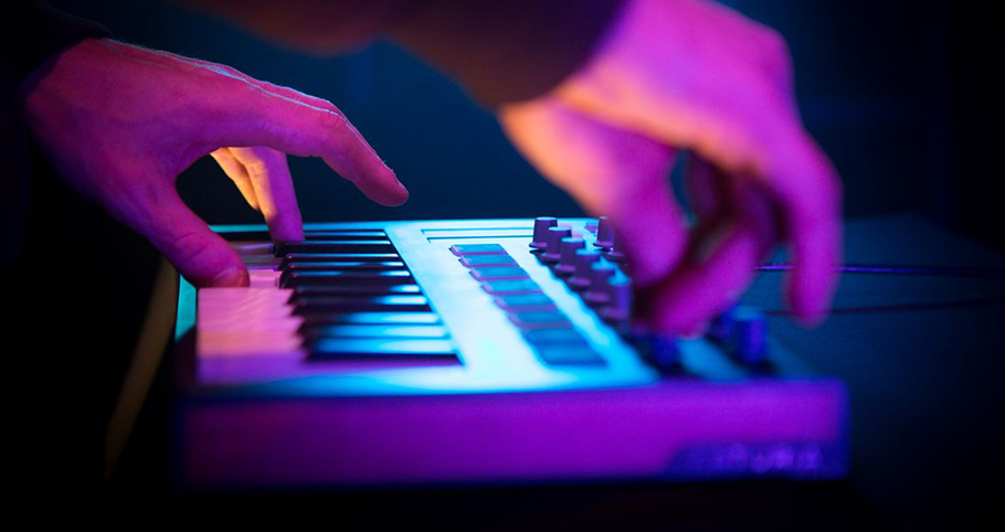 Arturia MiniLab MkII BK میدی کنترلر