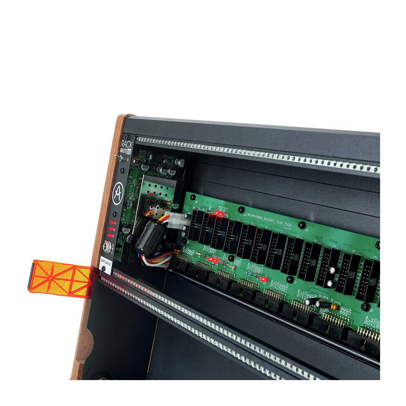 سینتی سایزر آرتوریا Arturia RackBrute 6U