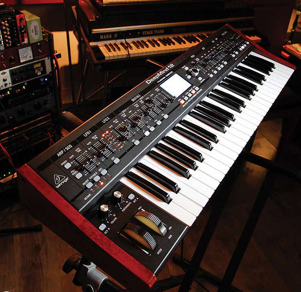Behringer DeepMind 12  سینتی سایزر 