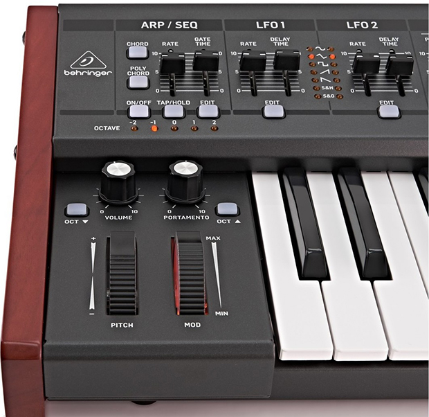 Behringer DeepMind 12  سینتی سایزر 