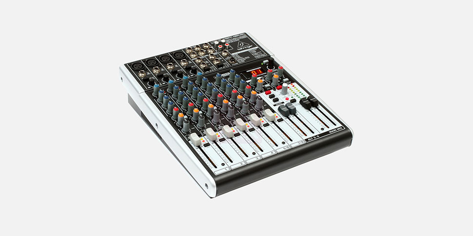 Behringer Xenyx X1204USB میکسر