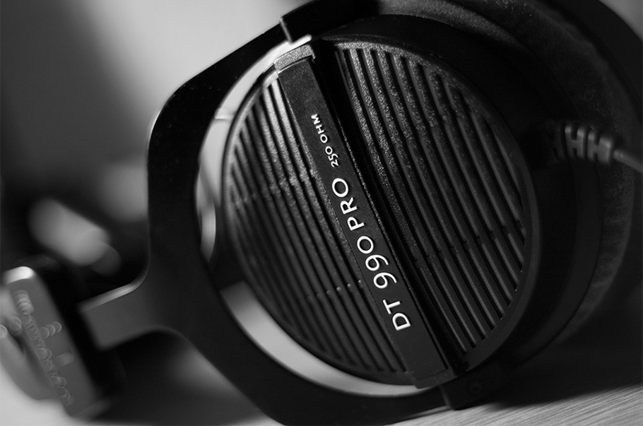 BeyerDynamic DT 990 Pro هدفون