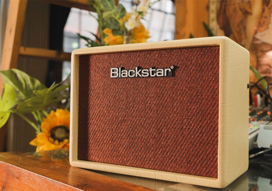 آمپلی فایر گیتار Blackstar Debut 15 2x3