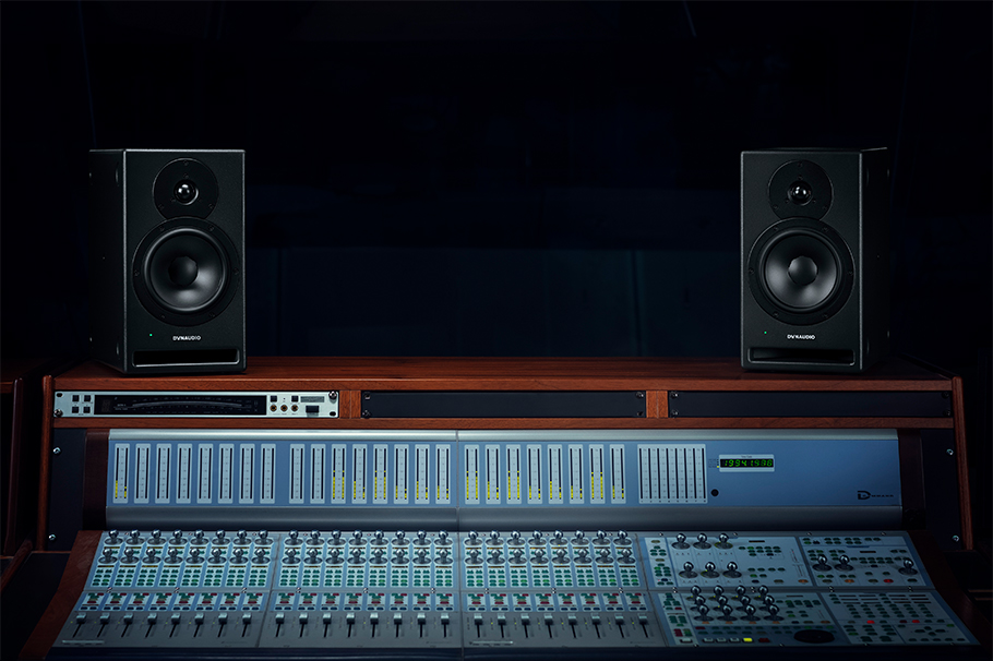 اسپیکر مانیتورینگ DynAudio Core 7