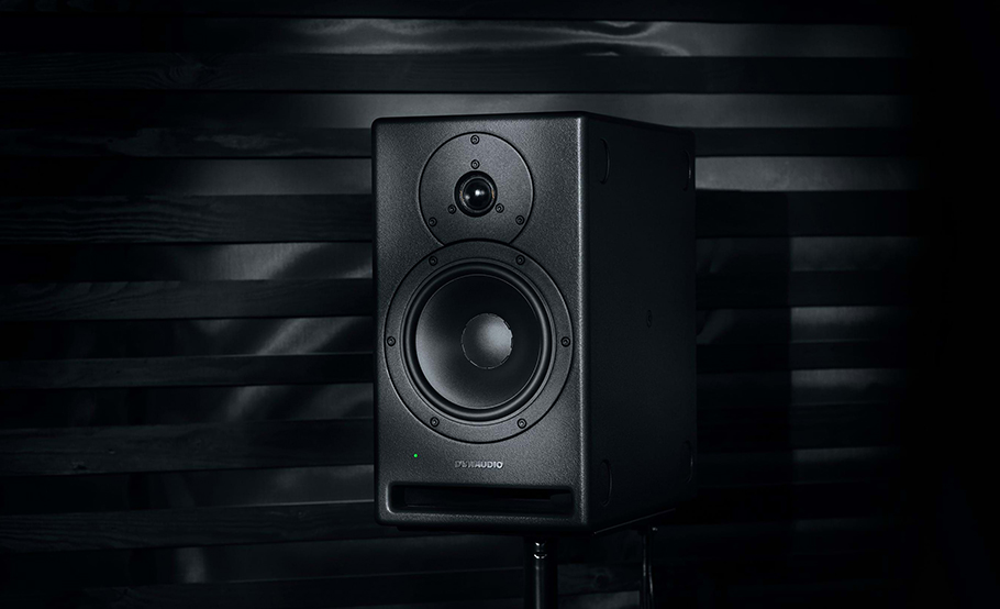 اسپیکر مانیتورینگ DynAudio Core 7