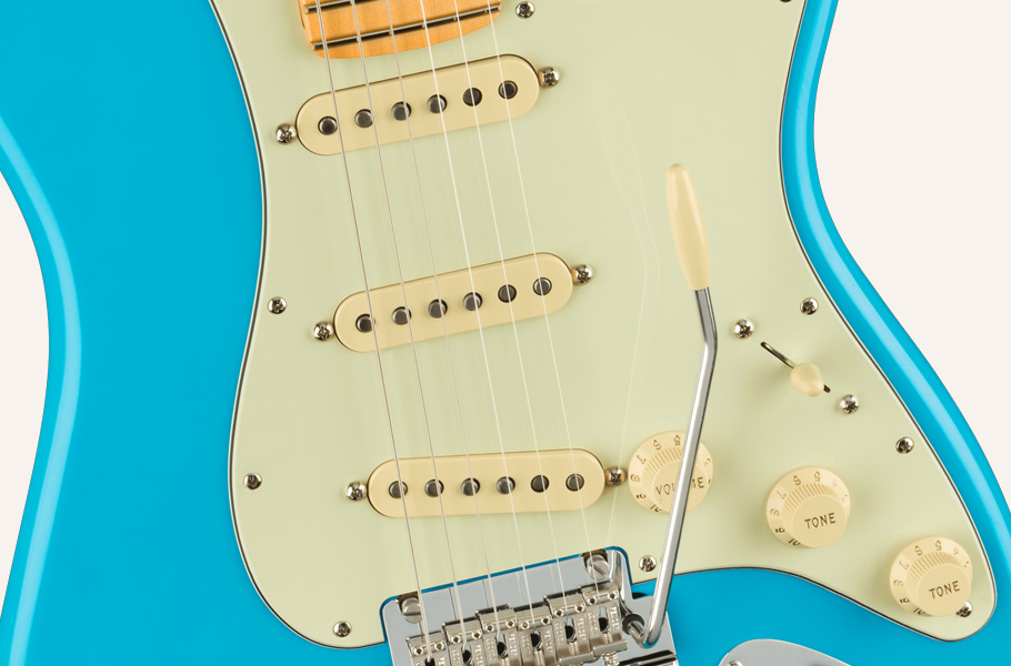 گیتار الکتریک Fender American Professional II Strat MN
