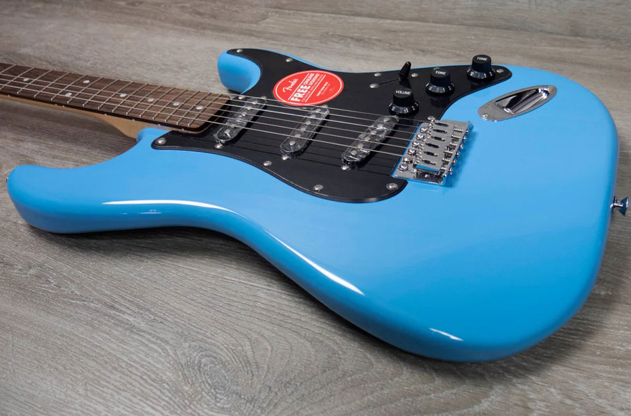 گیتار الکتریک Squier Sonic Strat LRL BPG California Blue گیتار الکتریک Squier Sonic Strat LRL BPG California Blue