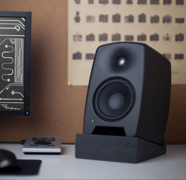Genelec M030AM اسپیکر مانیتورینگ