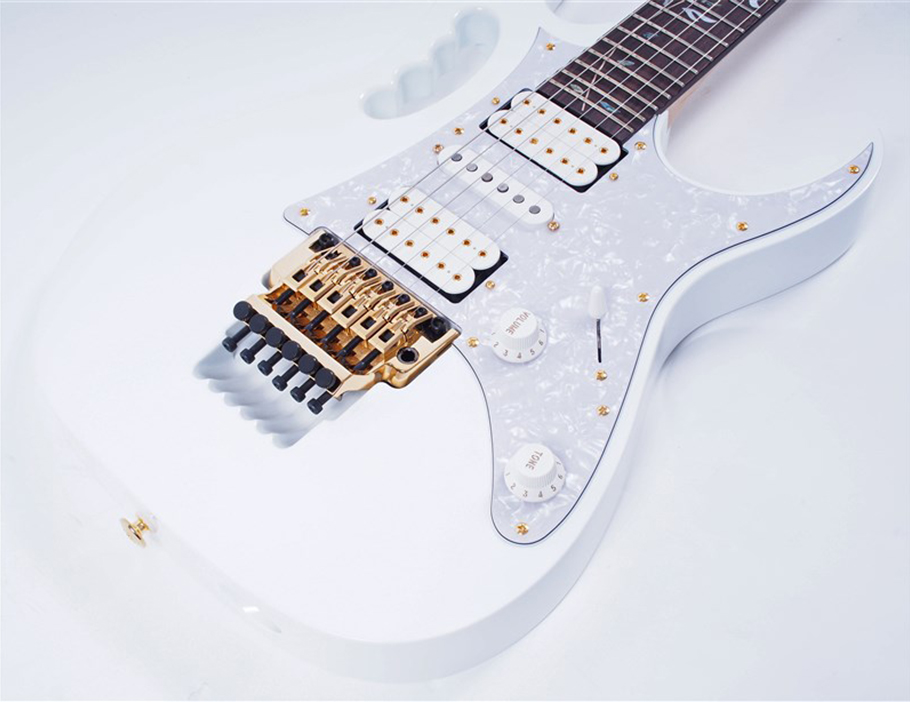 IBANEZ JEM7V WH گیتار الکتریک