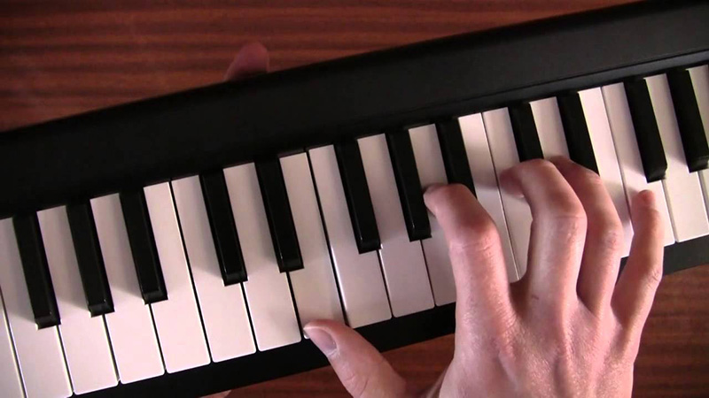 KORG Microkey 61 میدی کنترلر