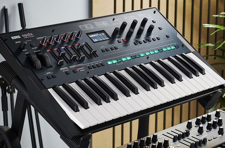 سینتی سایزر KORG Opsix Altered FM
