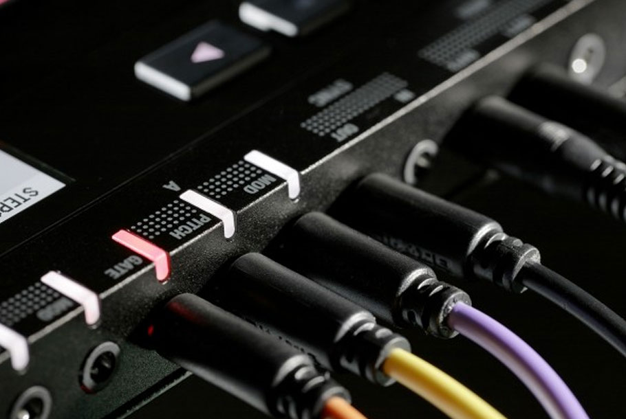 استپ سکوئنسر Korg SQ 64