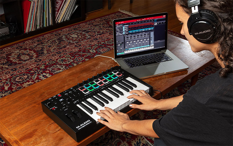 میدی کنترلر M-Audio Oxygen Pro 25