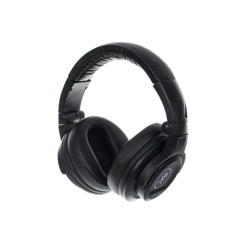 Mackie MC-250