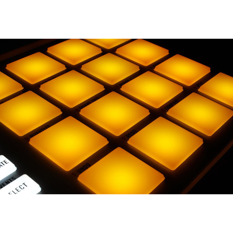 دی جی کنترلر نیتیو اینسترومنتز Native Instruments Maschine Mikro MKII White